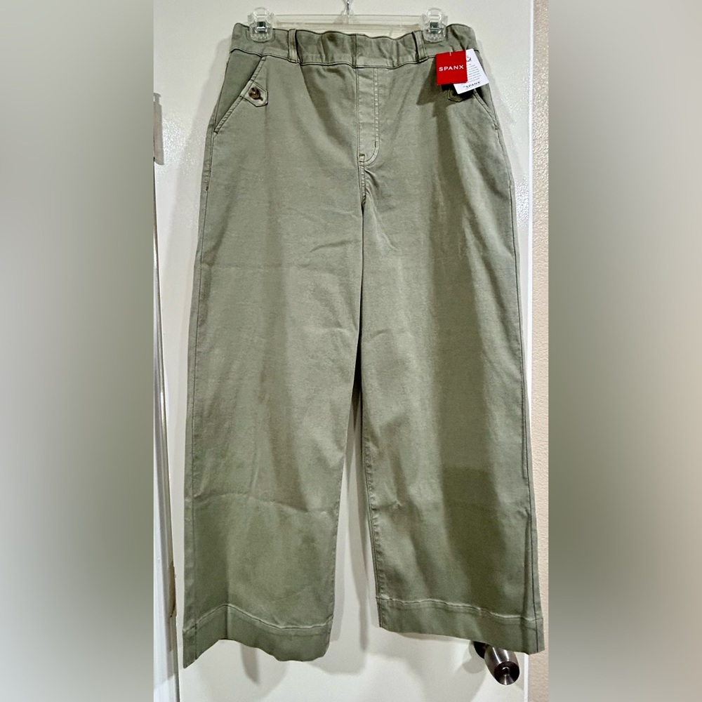 Spanx woman’s Olive Green Pants